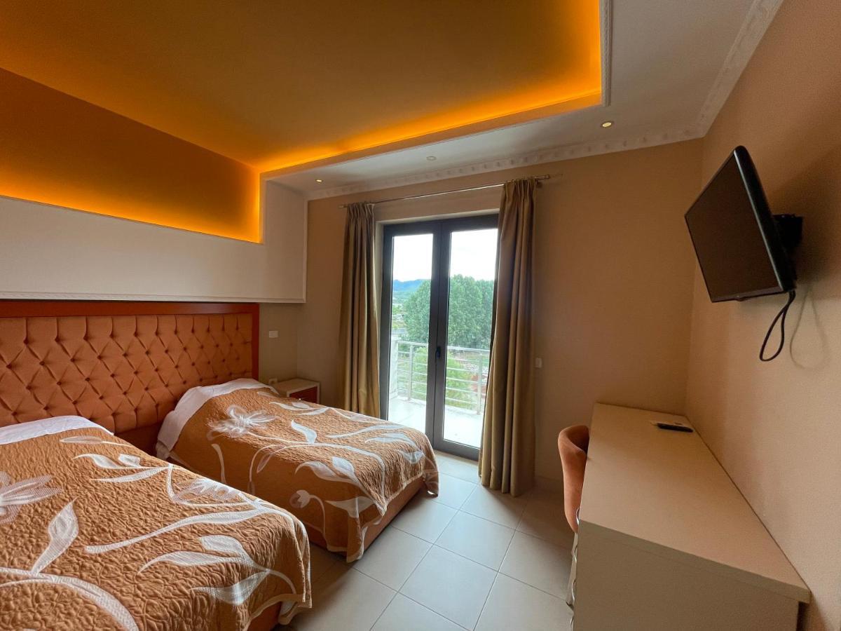 Hotel Kthella Resort Rreshen Exterior photo